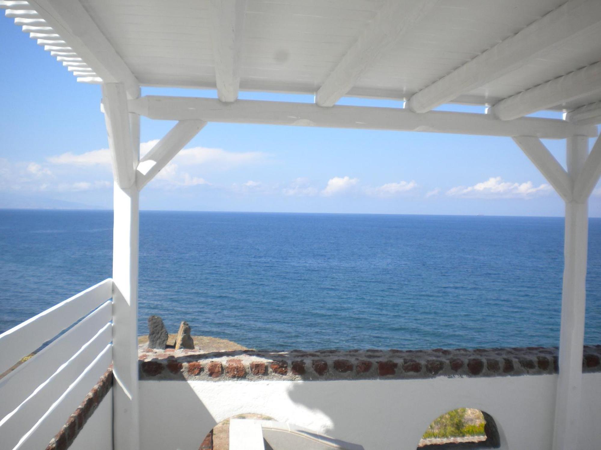 Starlight Luxury Seaside Villa & Suites 易莫洛林 外观 照片